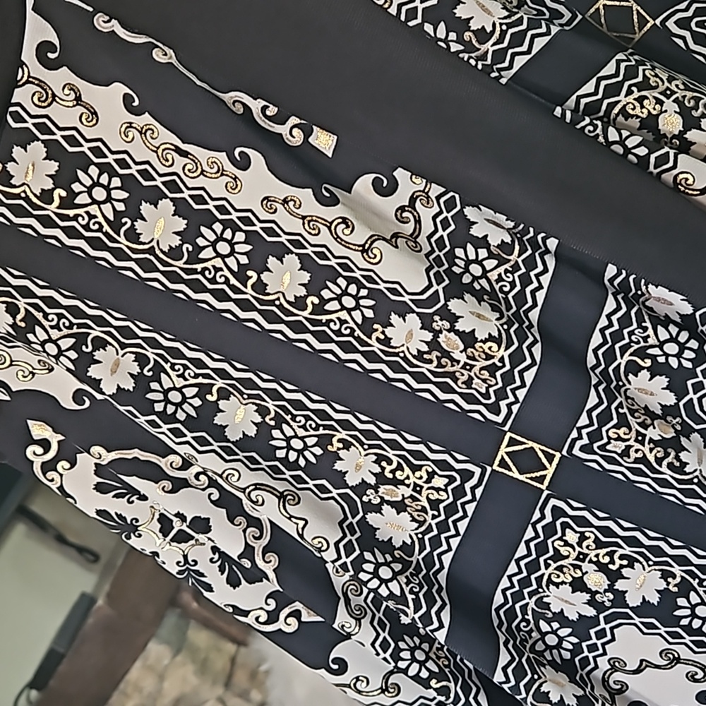 Beautiful Nwot Penningtons Top View 3